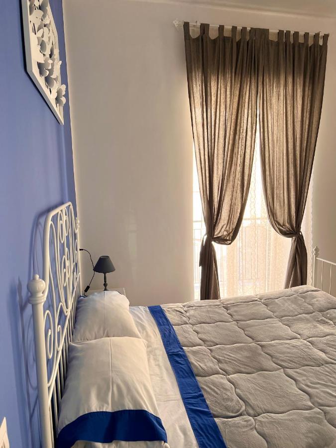 Vico Longo 25 - Ensuit Flat In The Heart Of Napoli Exterior foto