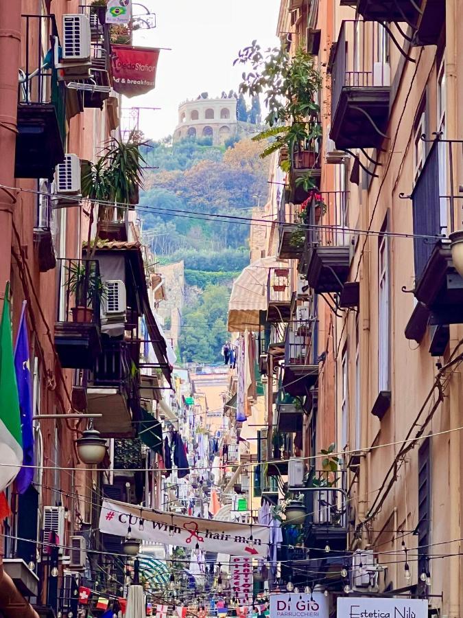 Vico Longo 25 - Ensuit Flat In The Heart Of Napoli Exterior foto